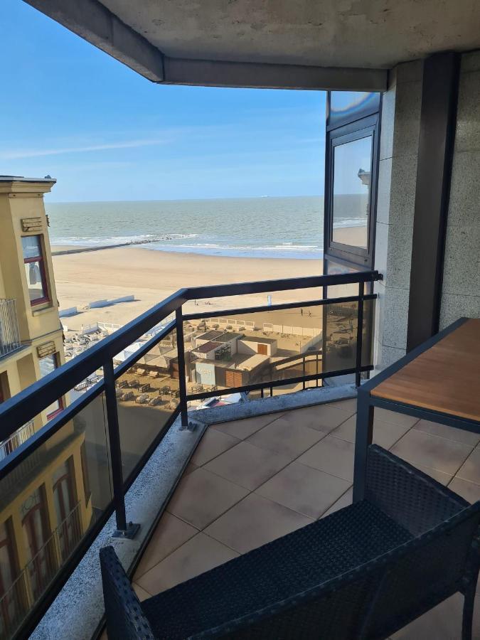 Luxurious Apartment With Sea View Blankenberge Eksteriør billede